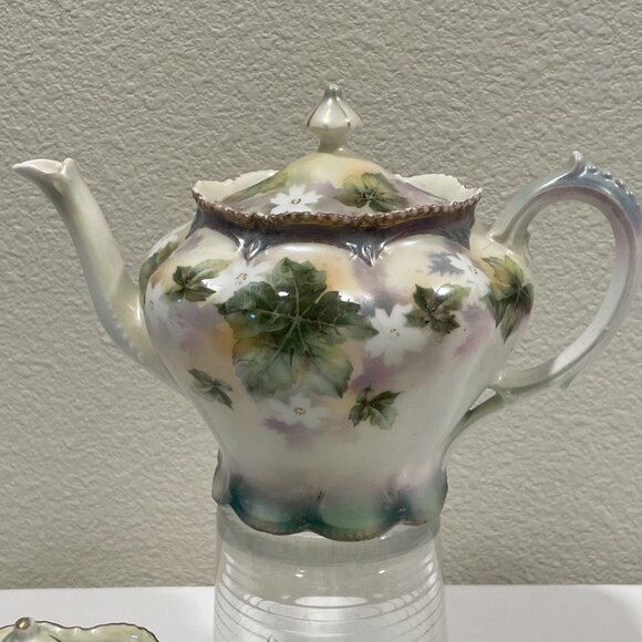 RS PRUSSIA Genuine Vintage Tea Set of 3, Ivory/Green/Gold/Rose Ivy & Floral - Picture 4 of 16